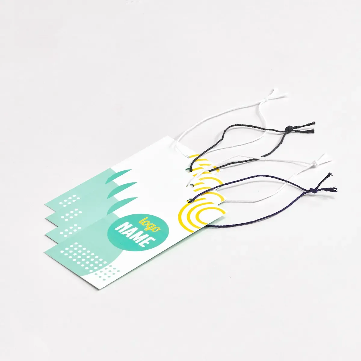 Hangtags met bedrukking en koord