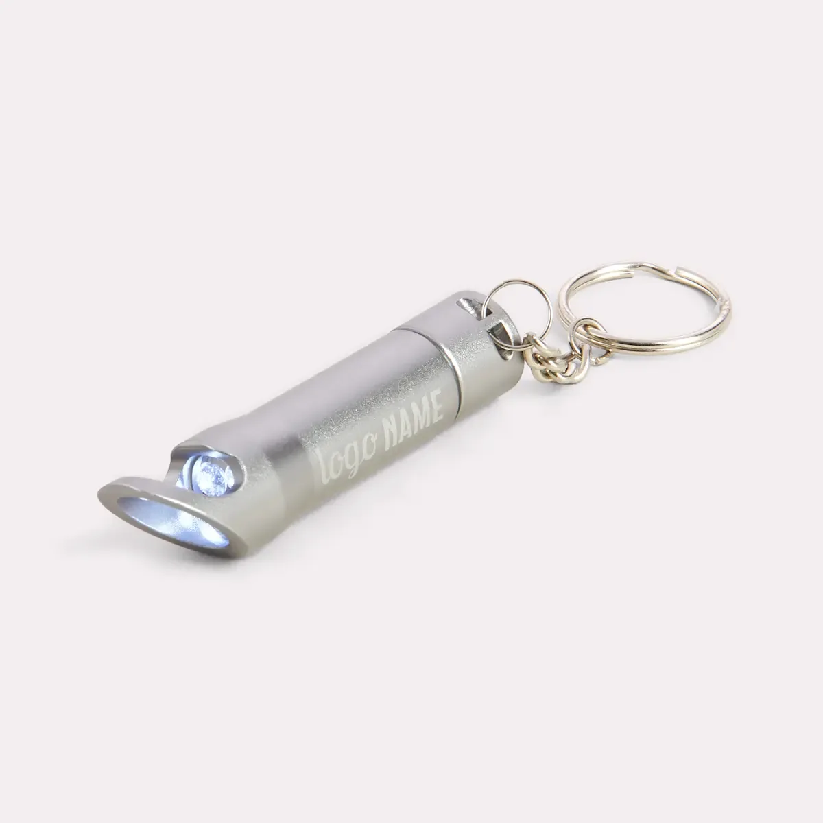 Porte-clés avec lampe et décapsuleur